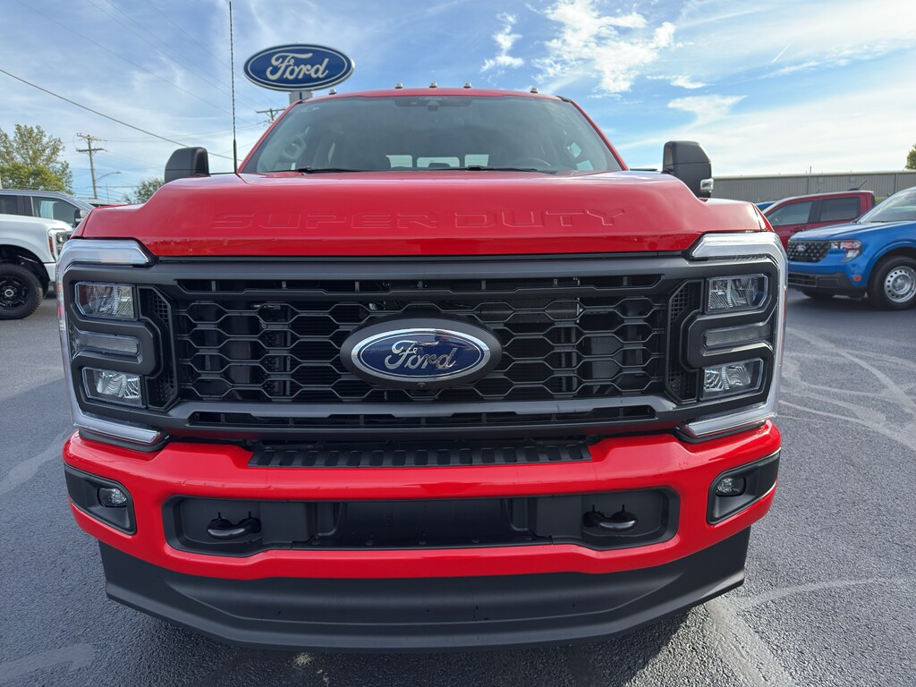 2026 Ford F-350 XL photo 3