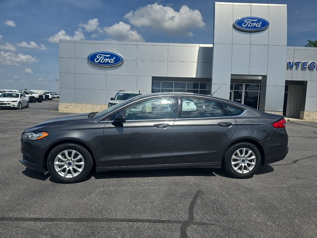 2017 Ford Fusion S