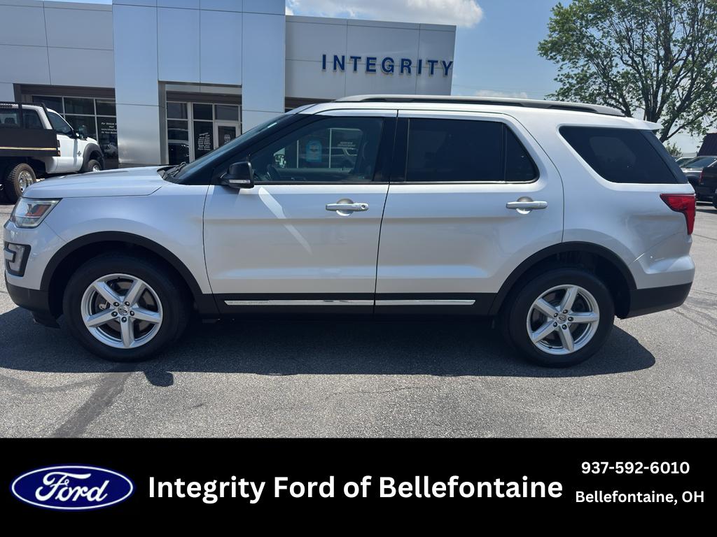 2017 Ford Explorer XLT 4WD's photo