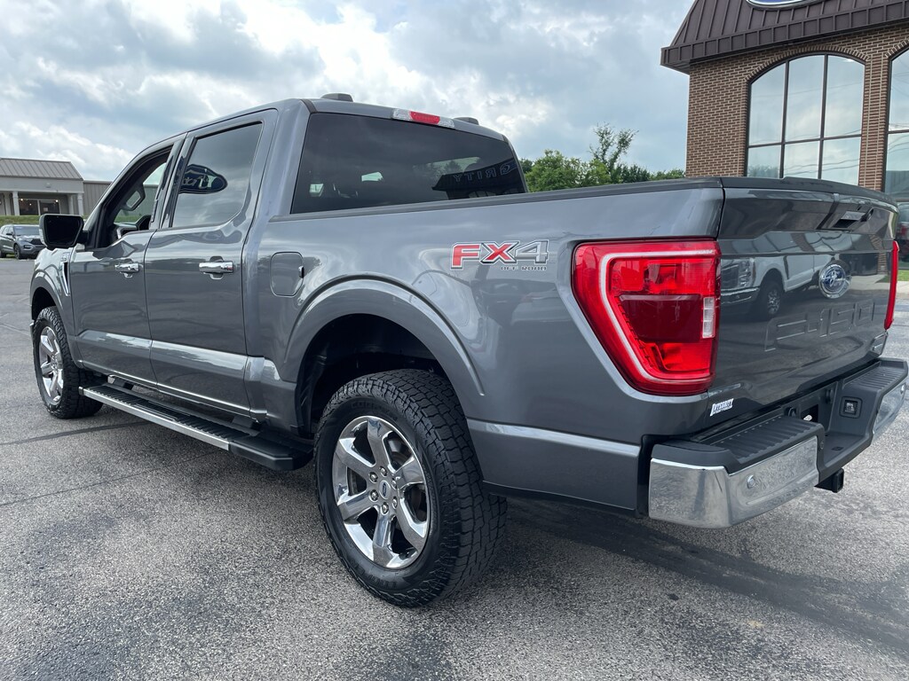 2023 Ford F-150 XLT photo 2