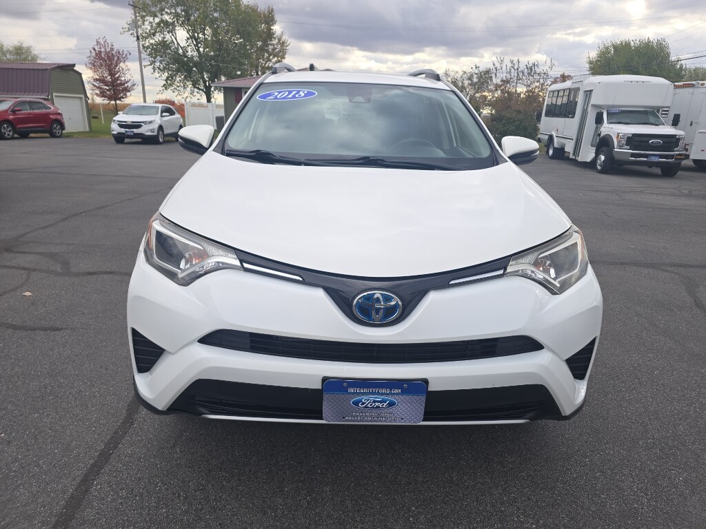 2018 Toyota RAV4 Hybrid LE photo 3