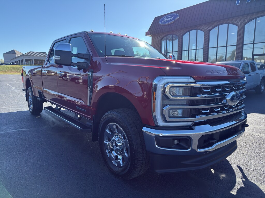2026 Ford F-350 Lariat photo 2