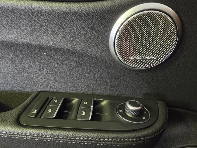 2025 Alfa Romeo Giulia Base - Photo 9