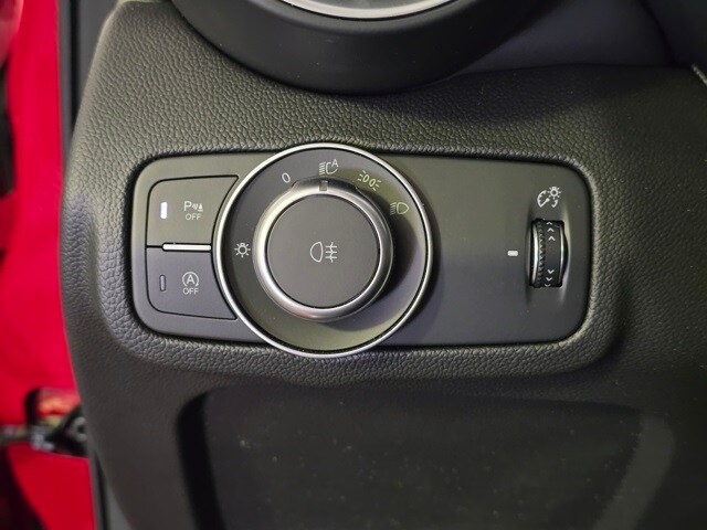 2025 Alfa Romeo Giulia Base - Photo 21