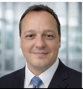 Staff member Peter Morawski from 56157d5b7e15