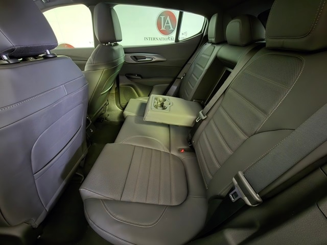 2025 Alfa Romeo Tonale Base - Photo 12