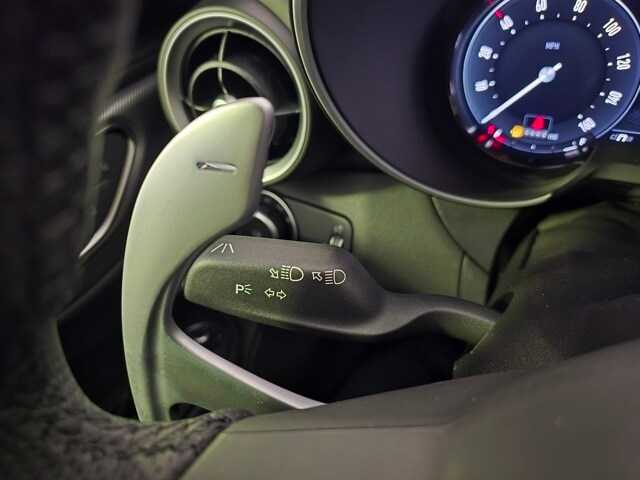2025 Alfa Romeo Giulia Base - Photo 18