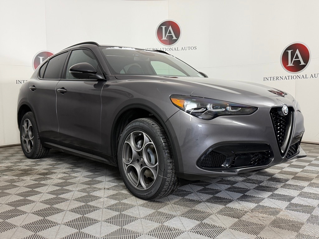 2026 Alfa Romeo Stelvio's photo