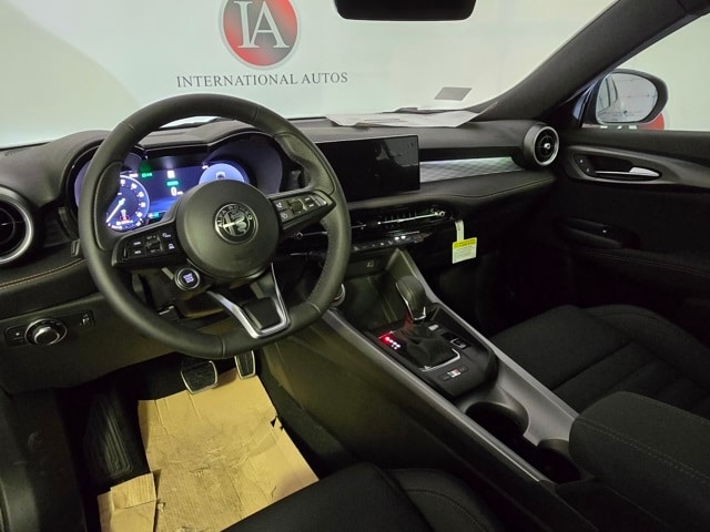 2025 Alfa Romeo Tonale Base - Photo 13