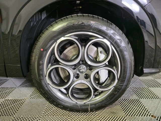 2025 Alfa Romeo Tonale Base - Photo 7