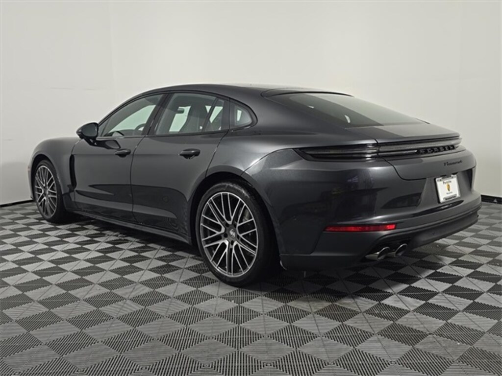 New 2026 Porsche Panamera 4 Hatchback
