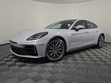 2025 Porsche Panamera 4 Hatchback
