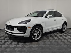2025 Porsche Macan SUV