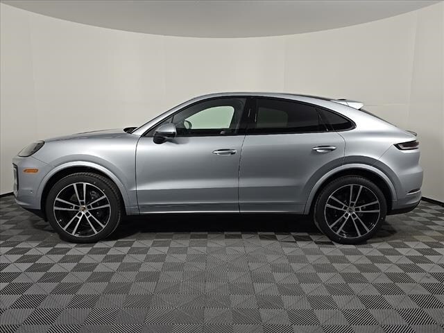 2025 Porsche Cayenne Coupe S photo 2