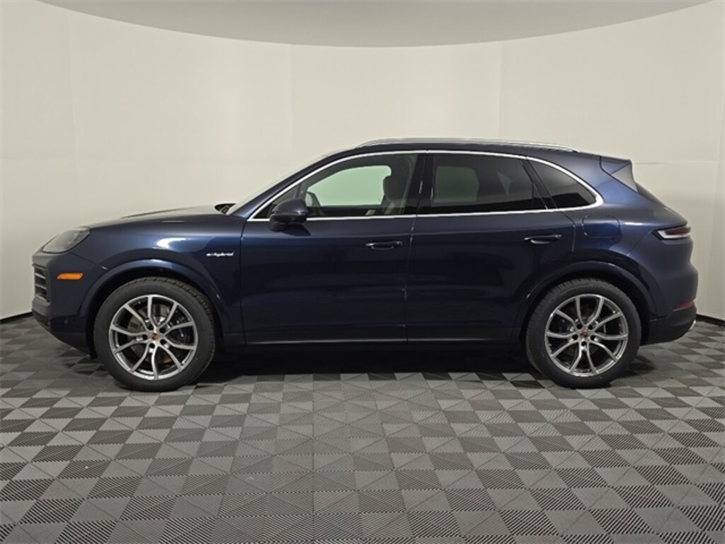 New 2026 Porsche Cayenne E-Hybrid SUV