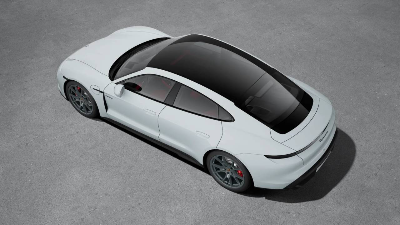 2026 Porsche Taycan GTS photo 4