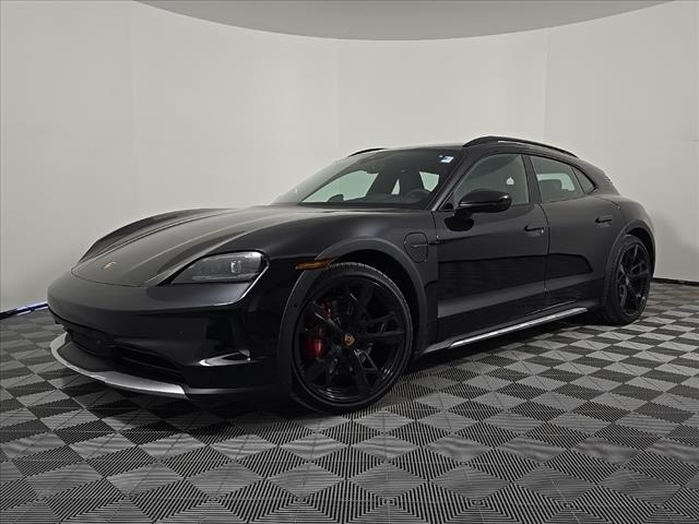 2025 Porsche Taycan Cross Turismo Wagon 