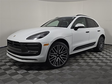 2025 Porsche Macan SUV