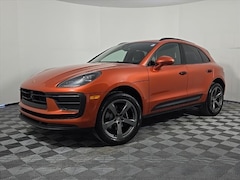 2025 Porsche Macan SUV