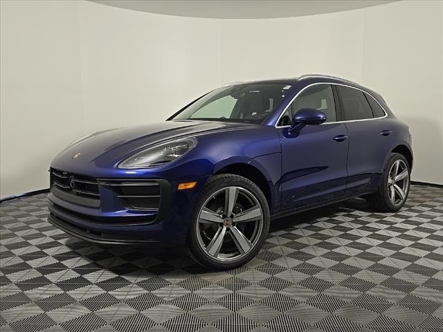 2025 Porsche Macan