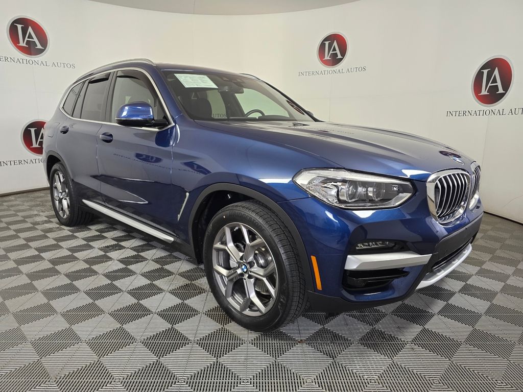 2021 BMW X3 xDrive30i's photo