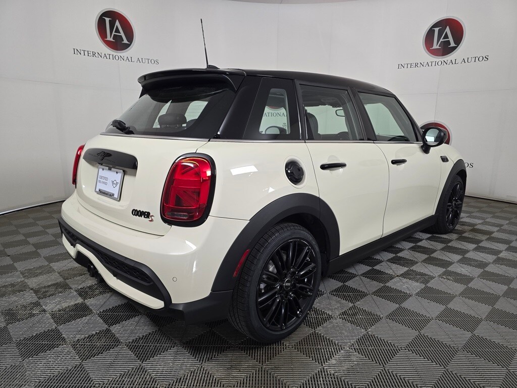 Used 2023 MINI Cooper S Signature Hatchback
