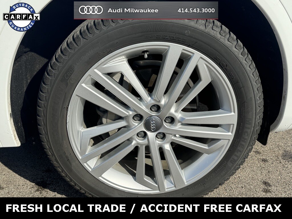 2018 Audi Q5 2.0T Premium Plus photo 2