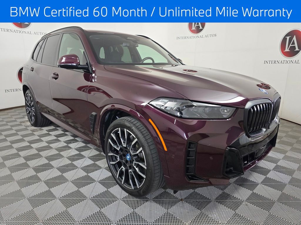 2025 BMW X5 xDrive50e's photo