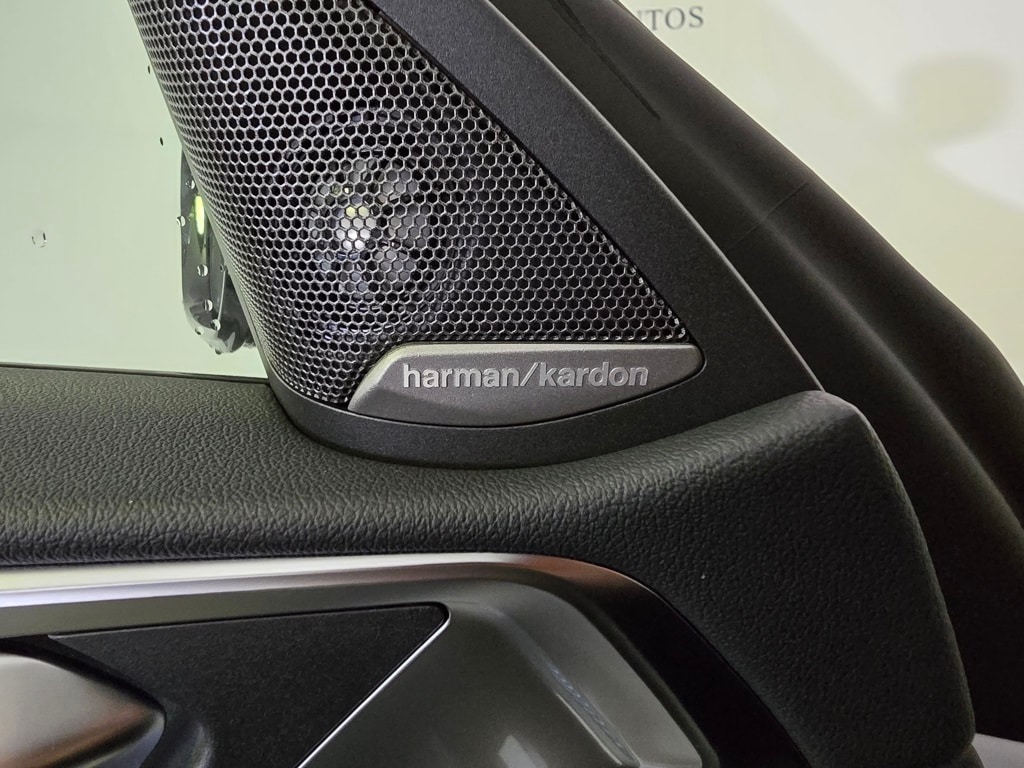 2026 BMW 4 Series 430i - Photo 9