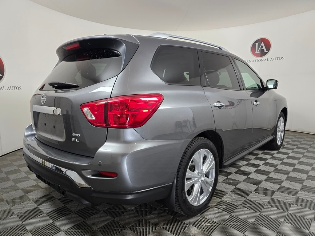 Used 2019 Nissan Pathfinder SL SUV