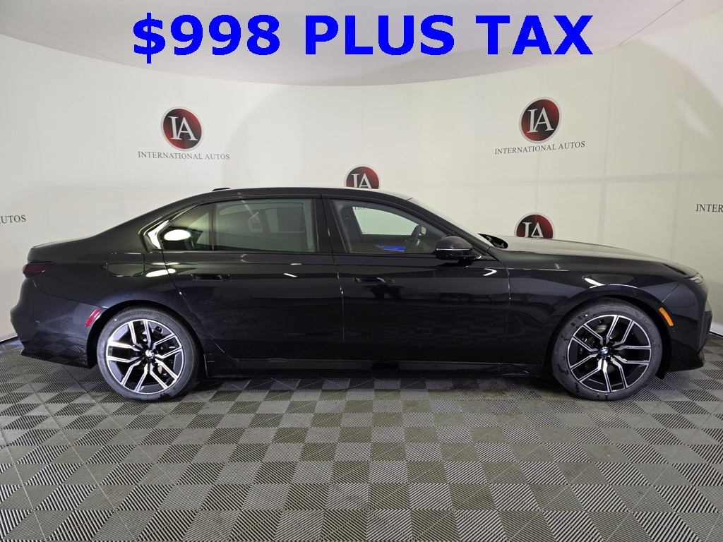 New 2025 BMW 750e xDrive Sedan
