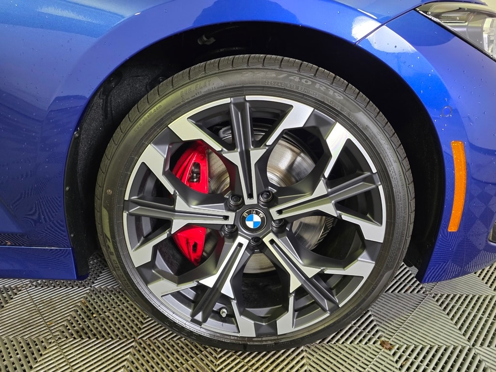 New 2025 BMW 330i xDrive Sedan