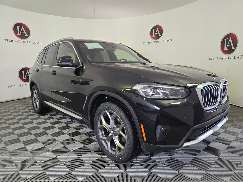 2023 BMW X3 30i