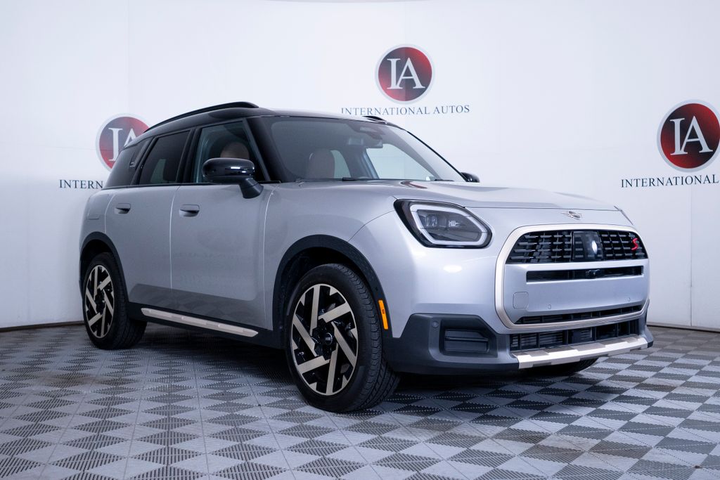 2025 MINI Countryman S ALL4's photo