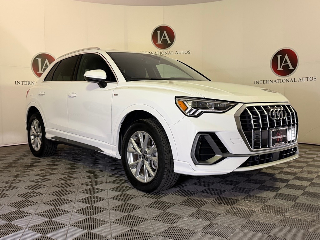 2023 Audi Q3 S Line Premium