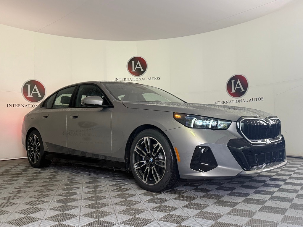 2026 BMW 5 Series 530i's photo