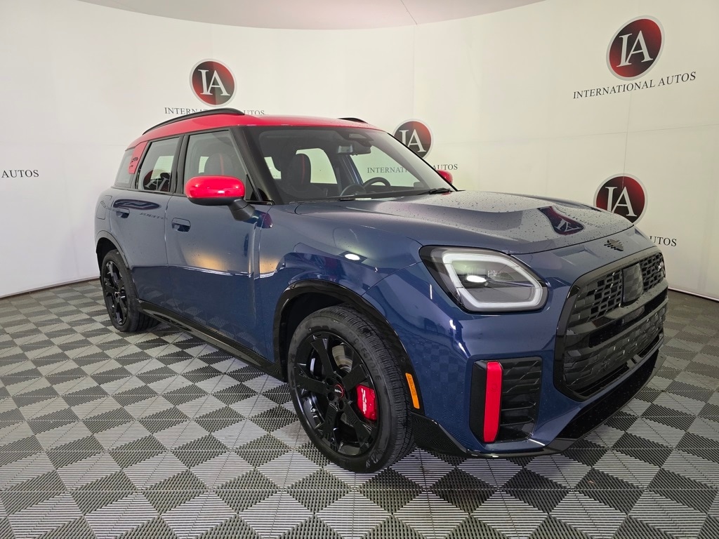 2025 MINI Countryman John Cooper Works's photo