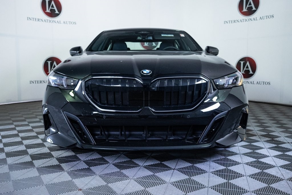 2026 BMW 5 Series 530i