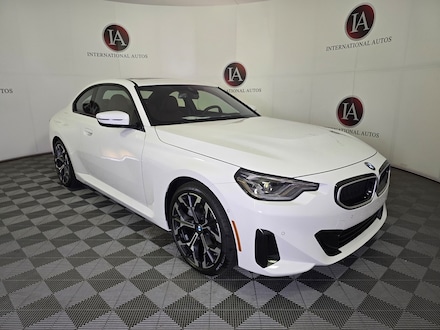 2025 BMW 230i xDrive Coupe