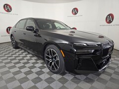 2026 BMW 740i xDrive Sedan