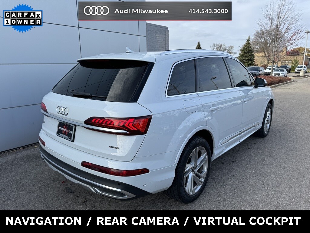 2023 Audi Q7 45 Premium photo 3
