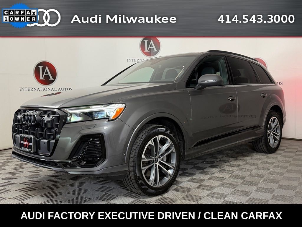 Used 2025 Audi Q7 45 Premium SUV