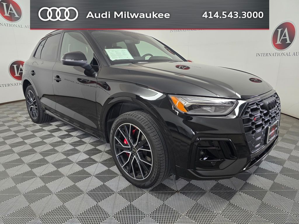 2025 Audi SQ5 Premium Plus quattro's photo