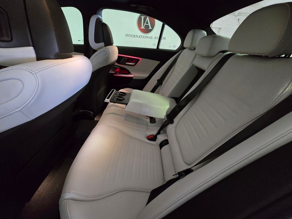 2026 Mercedes-Benz C-Class Sedan C 300 - Photo 13