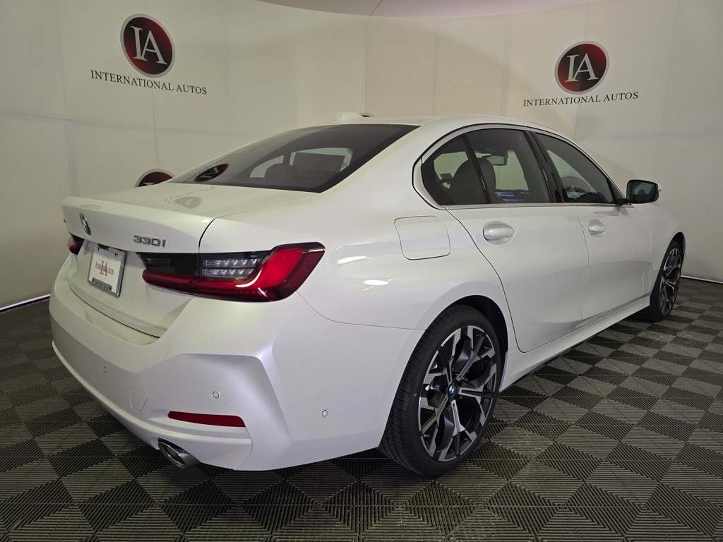 New 2026 BMW 330i xDrive Sedan