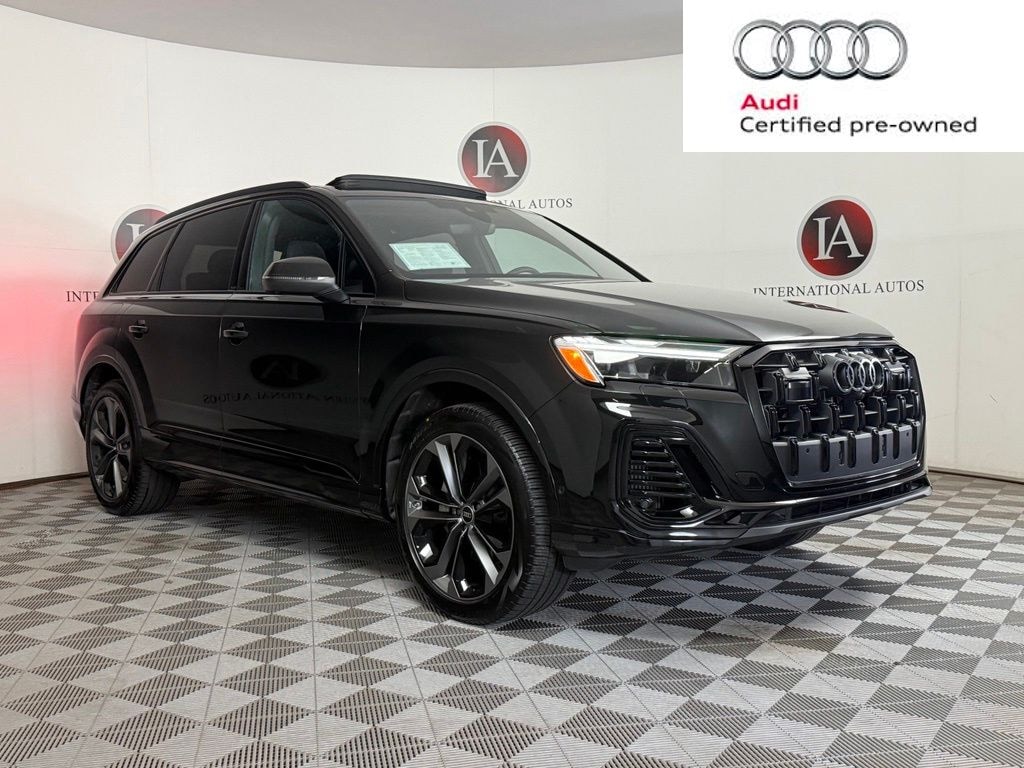 Certified 2025 Audi Q7 55 Premium Plus SUV