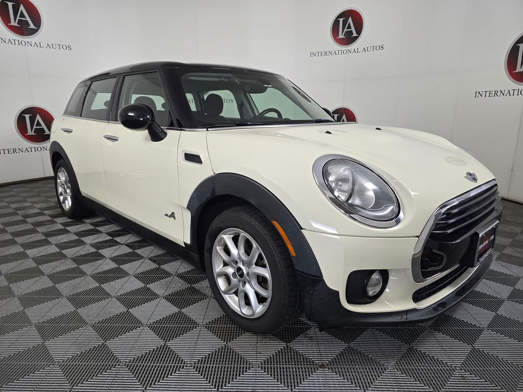 2017 MINI Clubman Base
