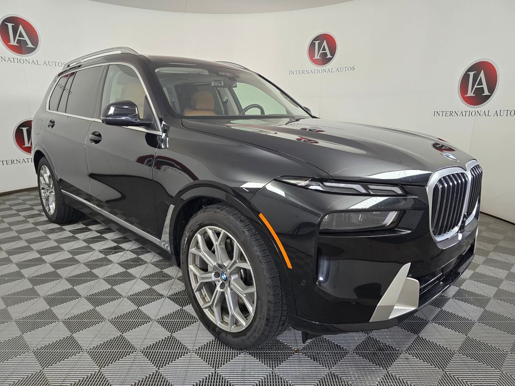 2026 BMW X7 xDrive40i's photo