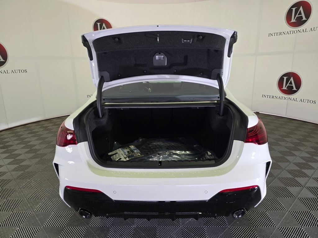 2026 BMW 4 Series 430i - Photo 8