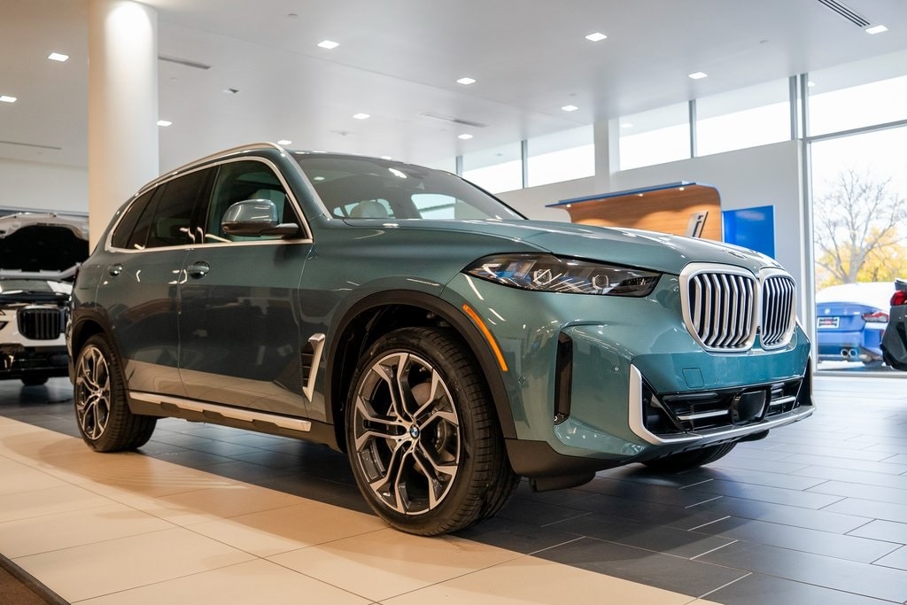 New 2026 BMW X5 xDrive40i SUV